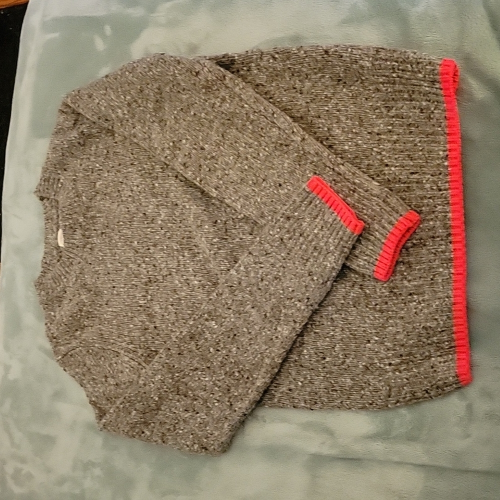 Boys Crewcuts wool blend sweater. Excellent condition.
